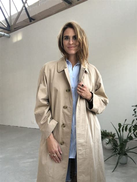 burberry trenchcoat dames vintage|Burberry classic trench coat women.